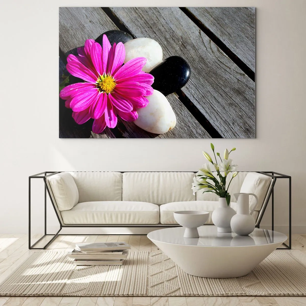 Glasbild - Bild auf glas - Rosa Blume mit Steinen auf einem hölzernen Hintergrund - 70x50cm - Ruhe auf dem Pier - Moderne Wanddekoration für Wohnzimmer und Schlafzimmer ARTTOR
