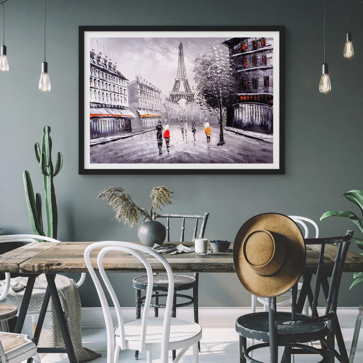 Poster in einem schwarzem Rahmen - Ein Blick auf den Eiffelturm in einer monochromen Umgebung mit Farbakzenten - 100x70cm - Pariser Spaziergang - Moderne Wanddekoration für Wohnzimmer und Schlafzimmer ARTTOR