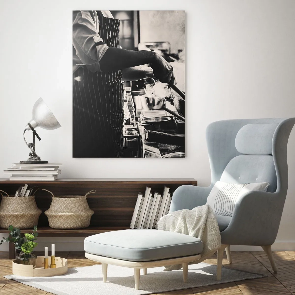 Glasbild - Bild auf glas - Ein Koch in Aktion mit einer Bratpfanne in einer dampfenden Küche - 50x70cm - Alchemie der Aromen - Moderne Wanddekoration für Wohnzimmer und Schlafzimmer ARTTOR
