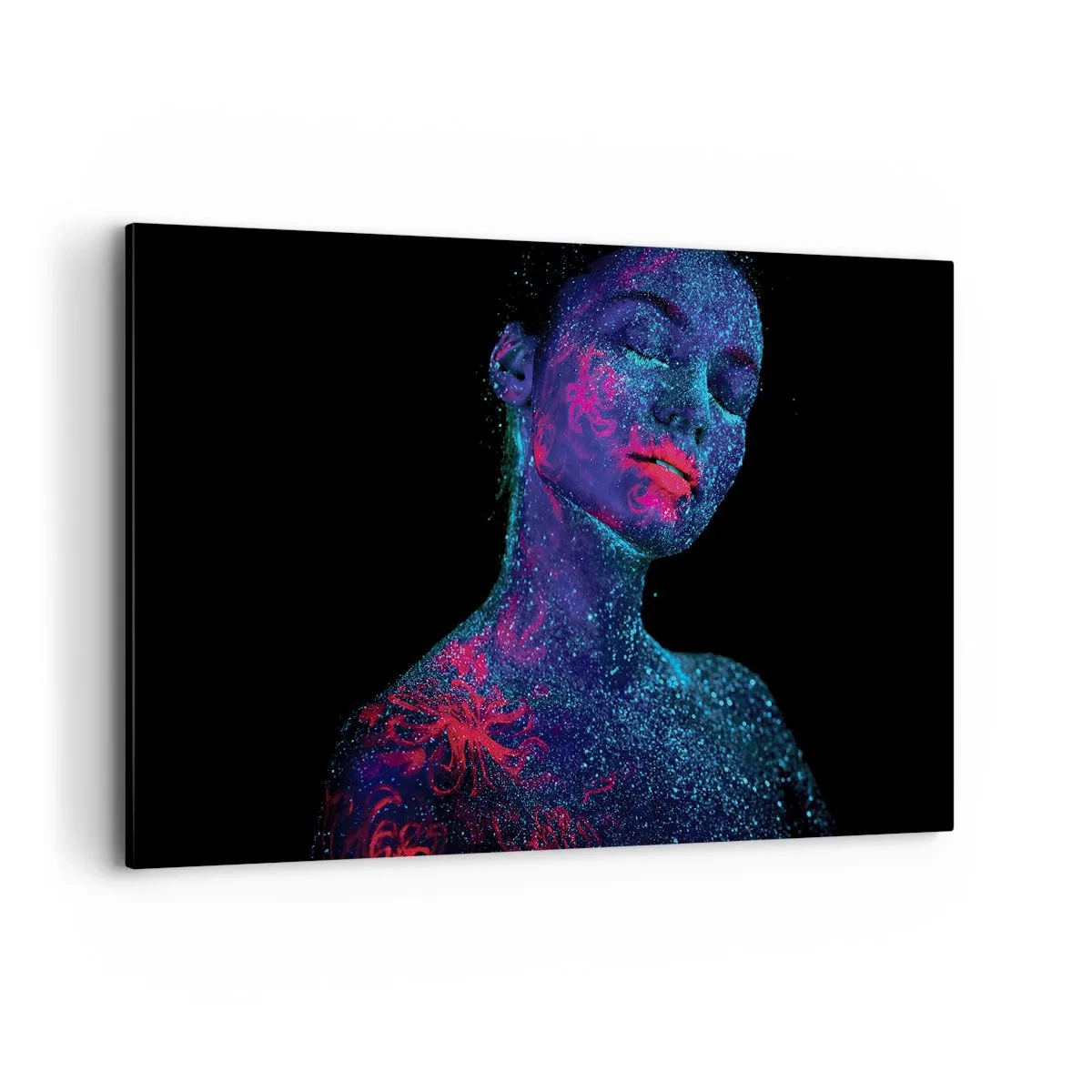 Bild auf Leinwand - Leinwandbild - Porträt einer Frau in Neonfarben auf schwarzem Hintergrund - 120x80cm - Im Sternenstaub - Moderne Wanddekoration für Wohnzimmer und Schlafzimmer ARTTOR