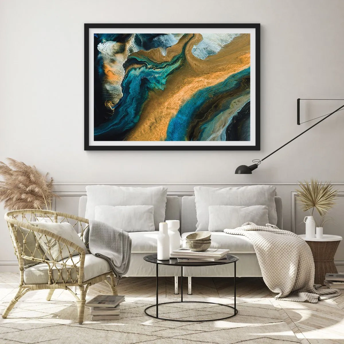 Poster in einem schwarzem Rahmen - Abstrakte Wellen in Gold- und Blautönen - 100x70cm - Blau - Gelb - gegenseitige Beeinflussung - Moderne Wanddekoration für Wohnzimmer und Schlafzimmer ARTTOR