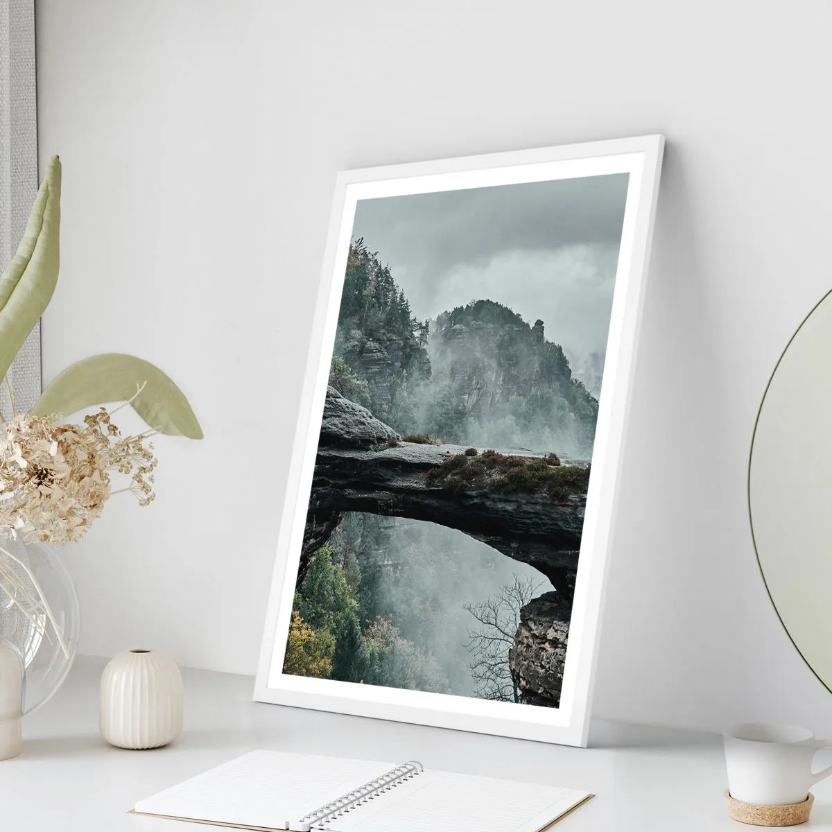 Poster in einem weißen Rahmen - Abenteuer beginnt gleich - 50x70 cm