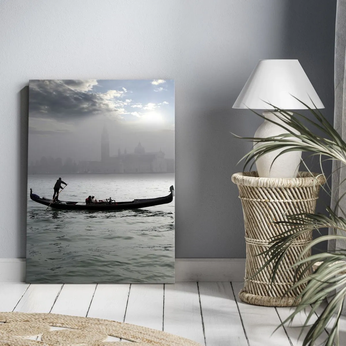 Bild auf Leinwand - Leinwandbild - Eine fabelhafte Stadt aus Wasser und Nebel - 45x80 cm