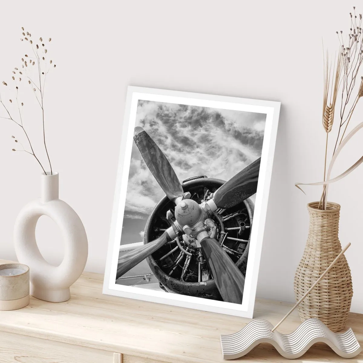 Poster in einem weißen Rahmen - Eroberer der Lüfte - 30x40 cm