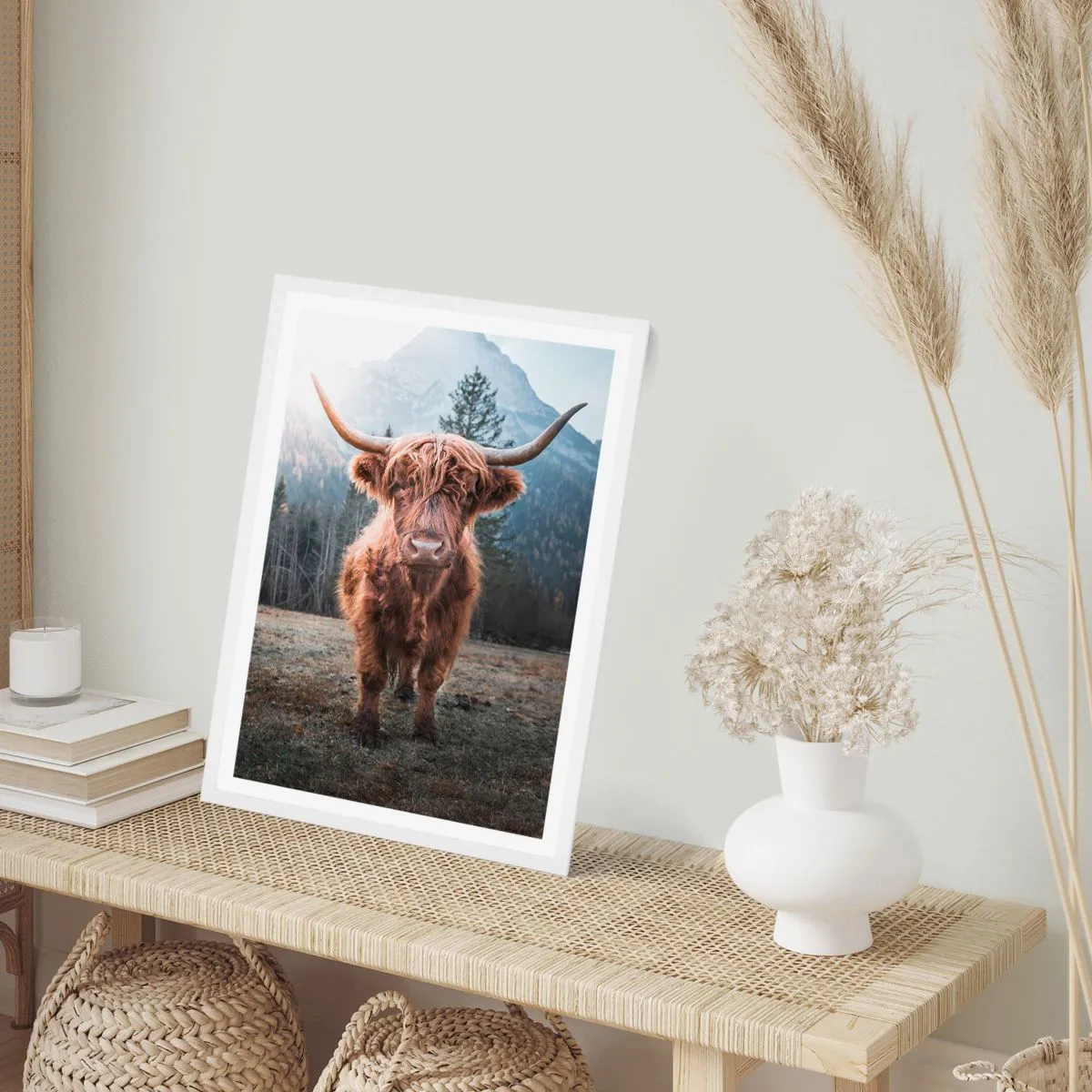 Poster in einem weißen Rahmen - Grüße von der Bergwiese - 70x100 cm