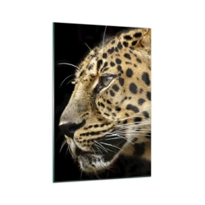Glasbild - Bild auf glas - Nahaufnahme des Kopfes eines Leoparden vor schwarzem Hintergrund - 70x100cm - Ruhig, fokussiert, bereit - Moderne Wanddekoration für Wohnzimmer und Schlafzimmer ARTTOR