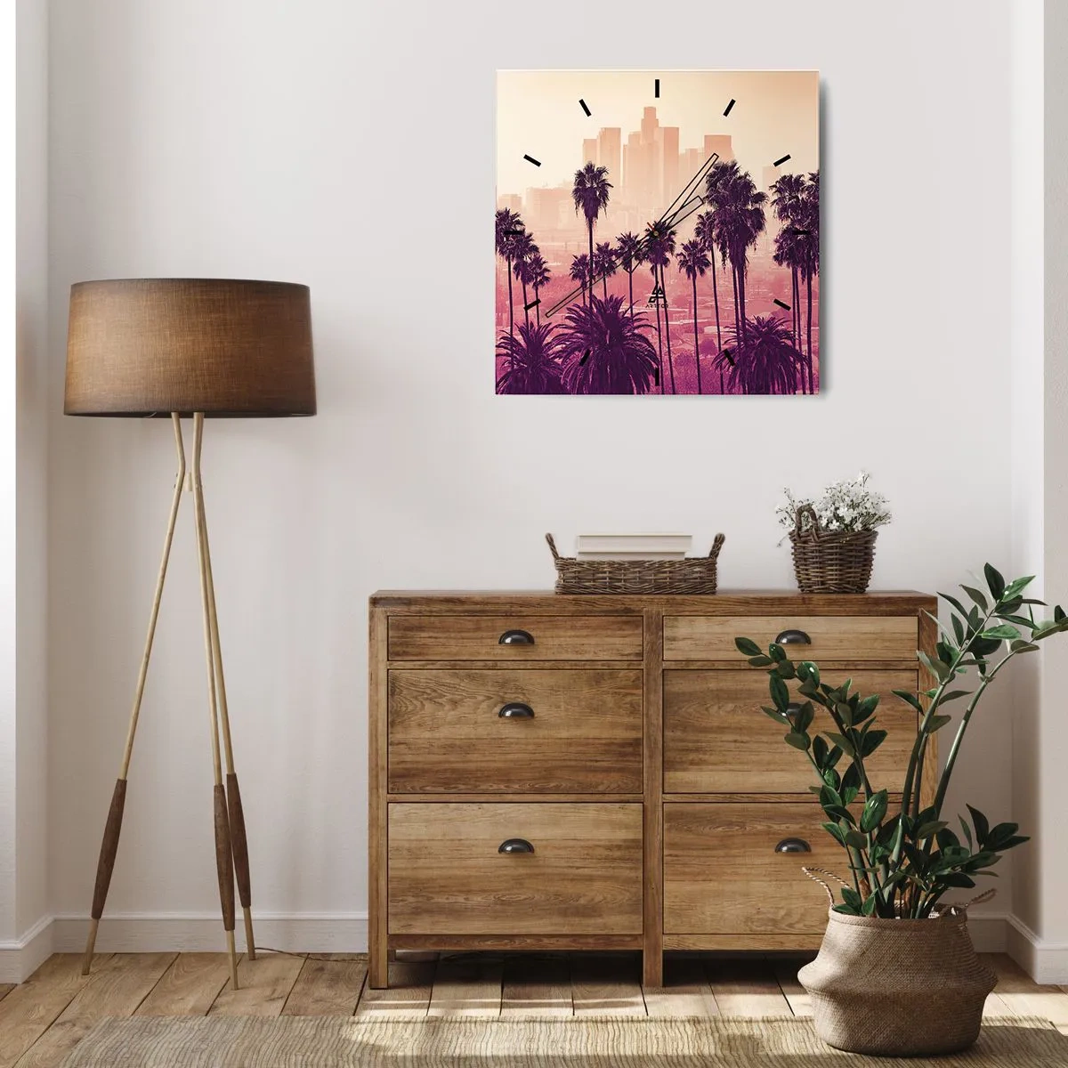 Wanduhr - Glasuhr - Palmen vor der Kulisse einer urbanen Landschaft in warmen Farben - 30x30cm - Kalifornische Landschaft - Moderne Wanddekoration für Wohnzimmer und Schlafzimmer ARTTOR