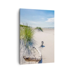 Bild auf Leinwand - Leinwandbild - Ein Ostseestrand mit Sand, Gras und einem ruhigen blauen Himmel - 70x100cm - Der schönste Strand? Ostsee-Strand - Moderne Wanddekoration für Wohnzimmer und Schlafzimmer ARTTOR