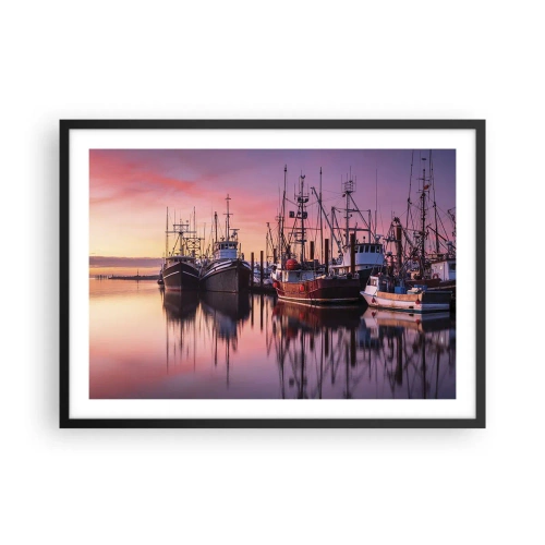 Poster in einem schwarzem Rahmen - Fischerboote im Hafen bei Sonnenuntergang - 70x50cm - Vor dem nächsten Tag - Moderne Wanddekoration für Wohnzimmer und Schlafzimmer ARTTOR