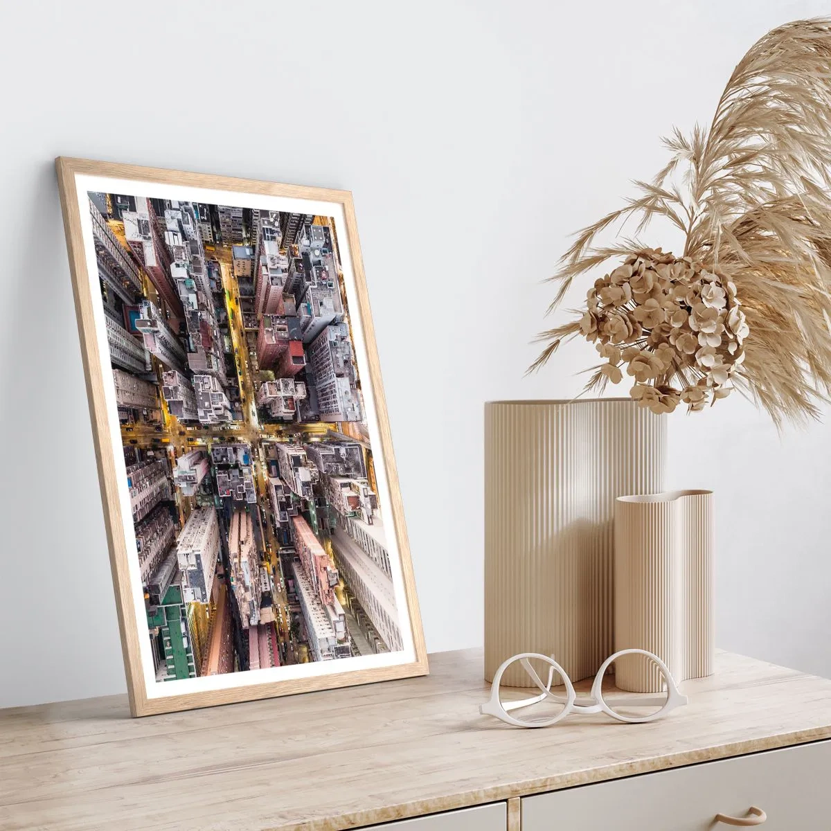 Poster in einem Rahmen aus heller Eiche - Grüße aus Hongkong - 30x40 cm