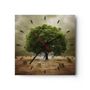 Wanduhr - Glasuhr - Ein grüner Baum, umgeben von gefällten Baumstämmen vor einem bewölkten Himmel - 30x30cm - Alle Hoffnung - Moderne Wanddekoration für Wohnzimmer und Schlafzimmer ARTTOR