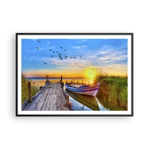 Poster in einem schwarzem Rahmen - Ein Boot an einem Holzsteg bei Sonnenuntergang - 100x70cm - Bis morgen - Moderne Wanddekoration für Wohnzimmer und Schlafzimmer ARTTOR