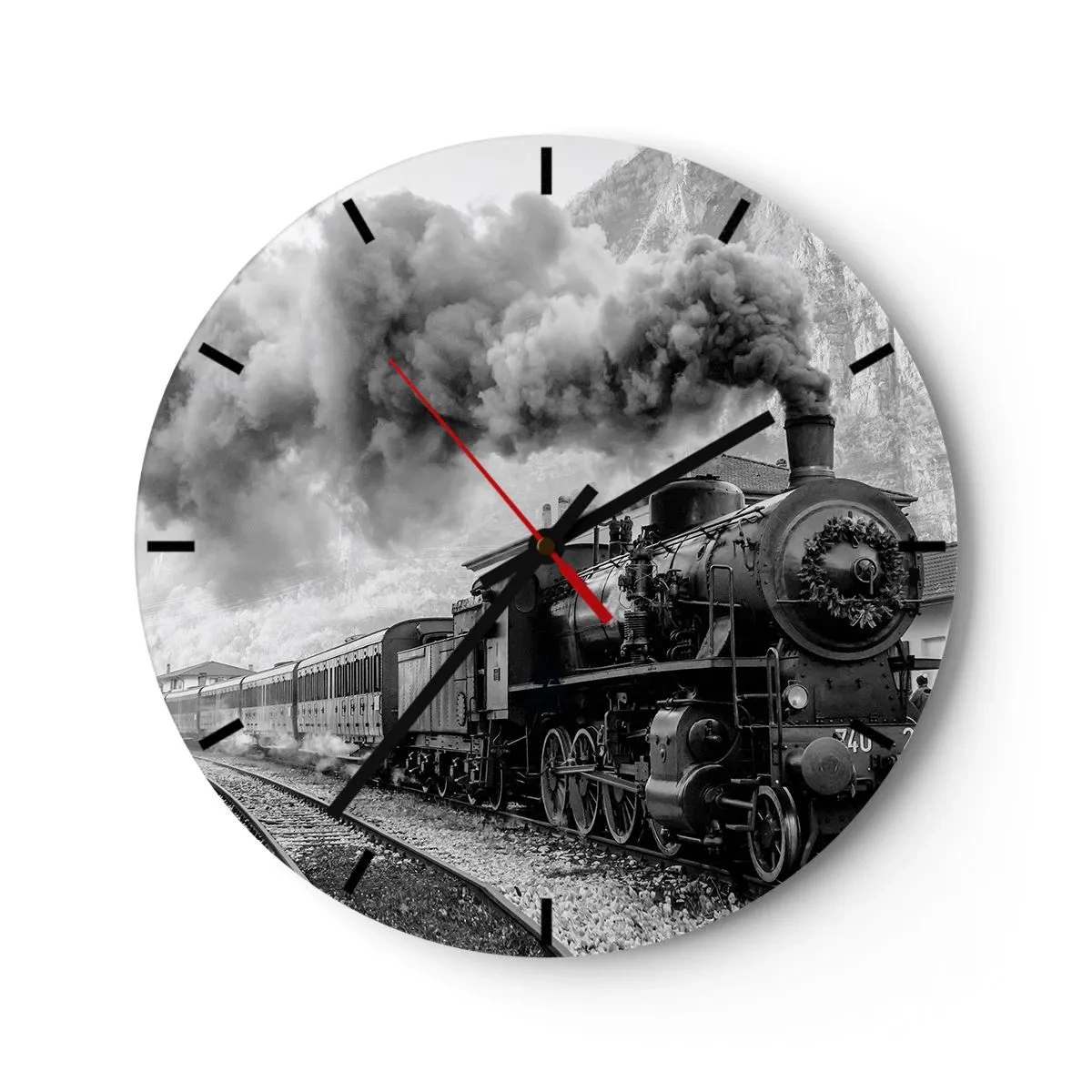 Wanduhr - Glasuhr - Eine schwarz-weiße Dampflokomotive mit rauchendem Schornstein - 30x30cm - Steht am Bahnhof ... - Moderne Wanddekoration für Wohnzimmer, Küche und Schlafzimmer ARTTOR