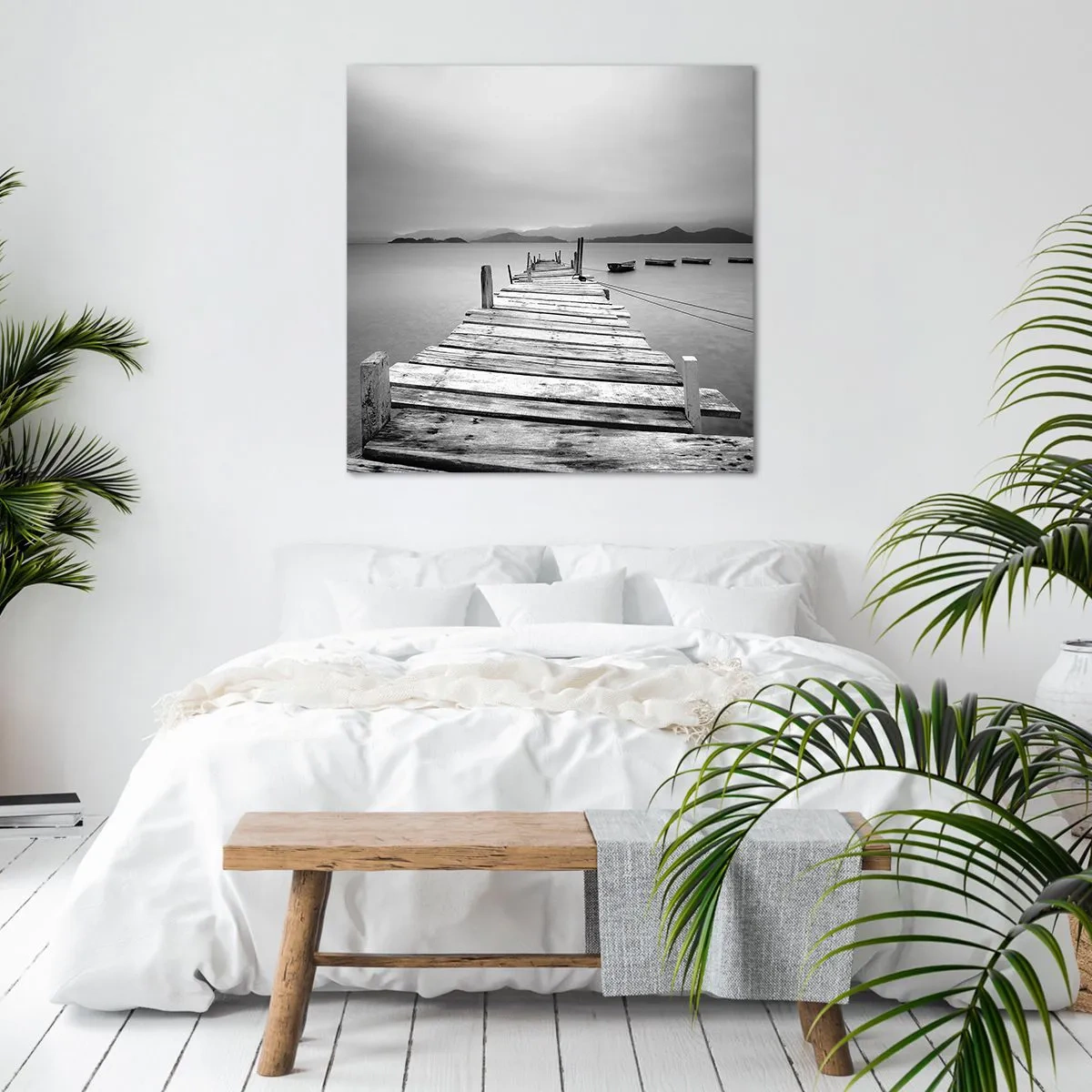 Bild auf Leinwand - Leinwandbild - Hinter den Bergen, jenseits der Meere - 40x40 cm