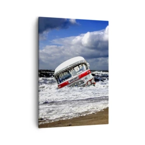 Bild auf Leinwand - Leinwandbild - Ein versunkener Bus am Strand inmitten von Wellen und rauer See - 50x70cm - Und was stehst du so erstaunt? - Moderne Wanddekoration für Wohnzimmer und Schlafzimmer ARTTOR
