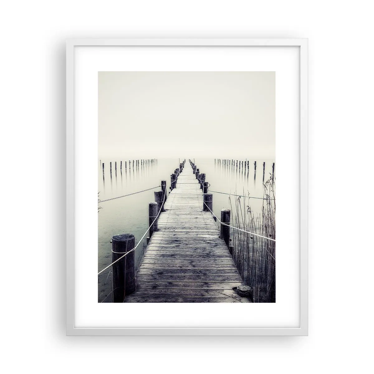 Poster in einem weißen Rahmen - Tauchen Sie in Ruhe ein - 40x50 cm