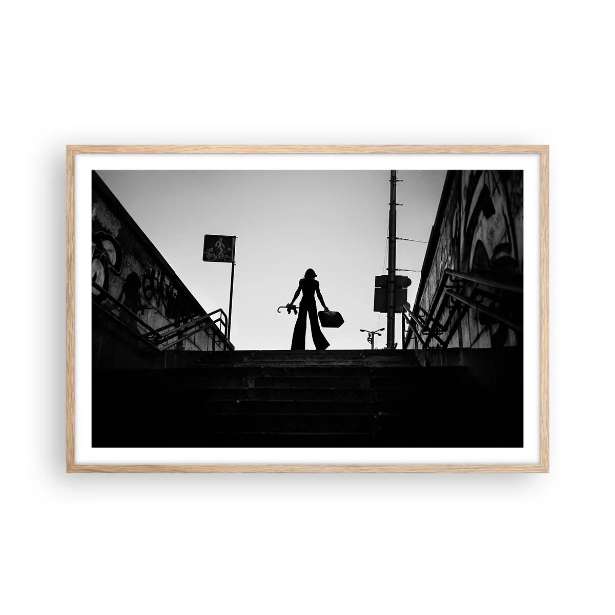 Poster in einem Rahmen aus heller Eiche - Städtisches Wandern - 91x61 cm
