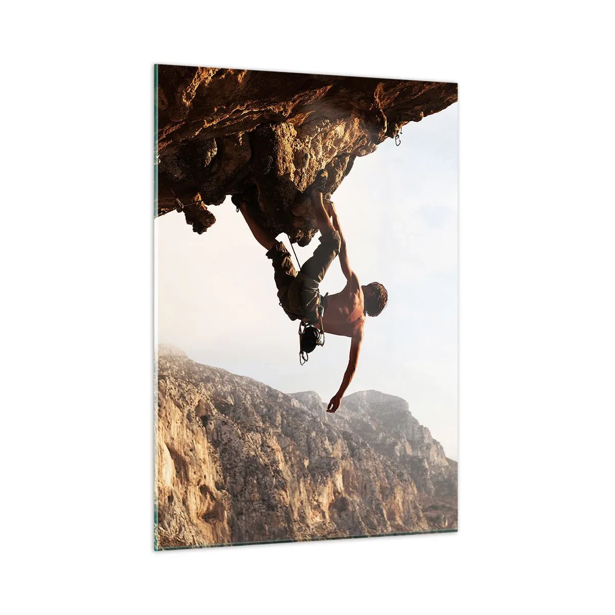 Glasbild - Bild auf glas - Klettern an einem senkrechten Felsen in einer Berglandschaft - 50x70cm - Die Welt ist in einer Hand auf einem Felsblock geschrumpft - Moderne Wanddekoration für Wohnzimmer und Schlafzimmer ARTTOR