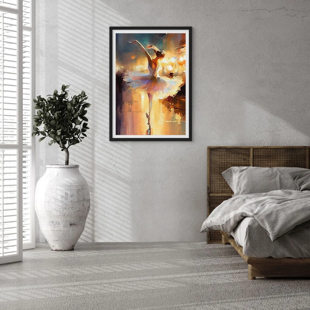Poster in einem schwarzem Rahmen - Eine Ballerina im goldenen Licht der Bühne - 50x70cm - Wunder auf der Straße - Moderne Wanddekoration für Wohnzimmer und Schlafzimmer ARTTOR