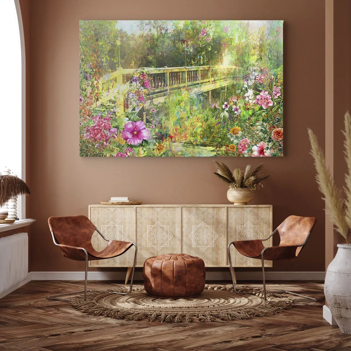 Bild auf Leinwand - Leinwandbild - Eine Brücke umgeben von üppiger Vegetation und Blumen - 70x50cm - Eine Brücke aus Frühlingsseufzern - Moderne Wanddekoration für Wohnzimmer und Schlafzimmer ARTTOR