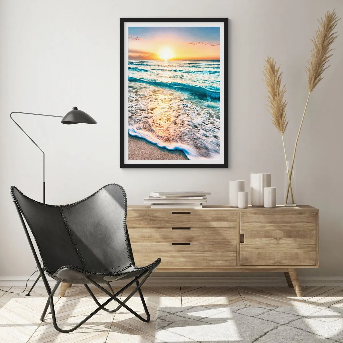 Poster in einem schwarzem Rahmen - Sonnenuntergang über einem ruhigen Meer mit Wellen - 50x70cm - Ein Blick lohnt sich - Moderne Wanddekoration für Wohnzimmer und Schlafzimmer ARTTOR