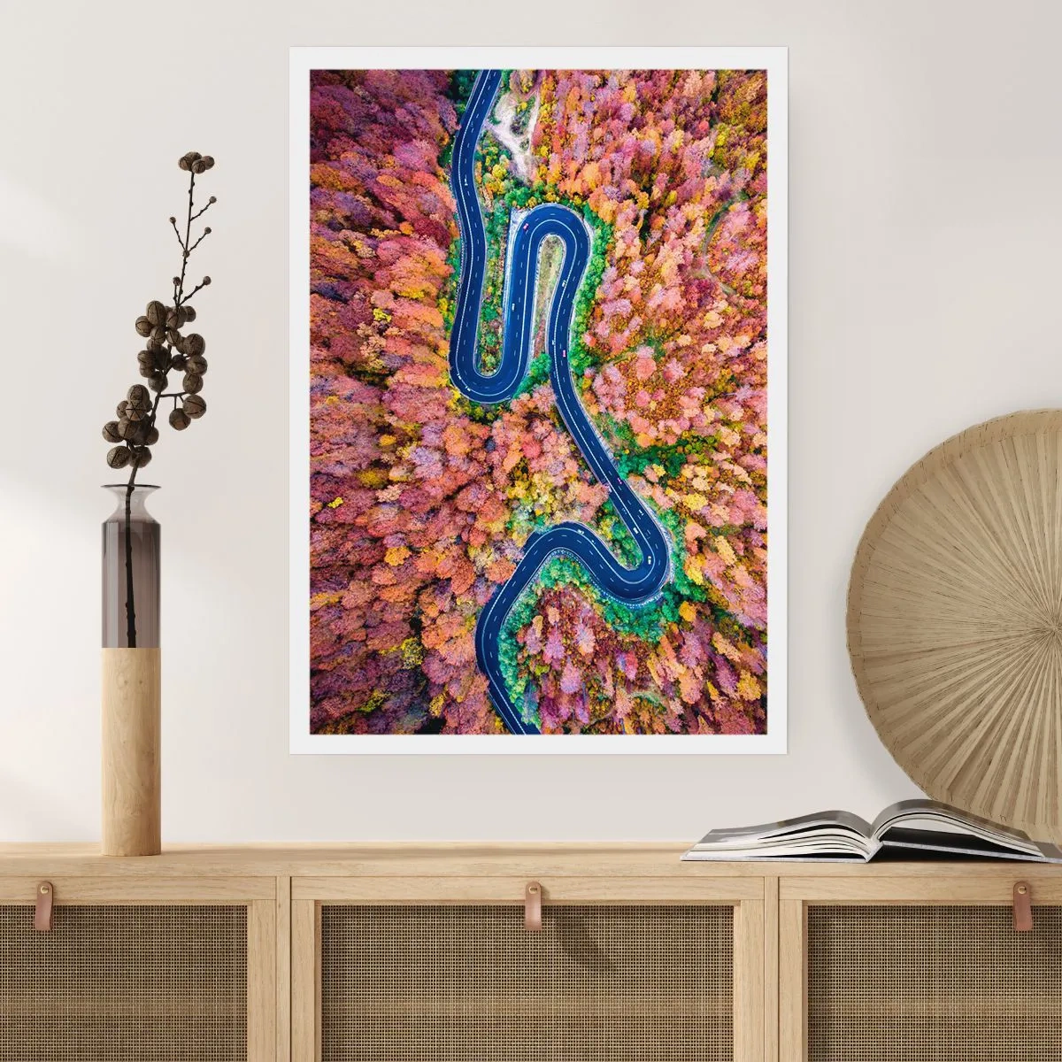 Poster - Kurvenreicher Weg durch den Wald - 40x50 cm