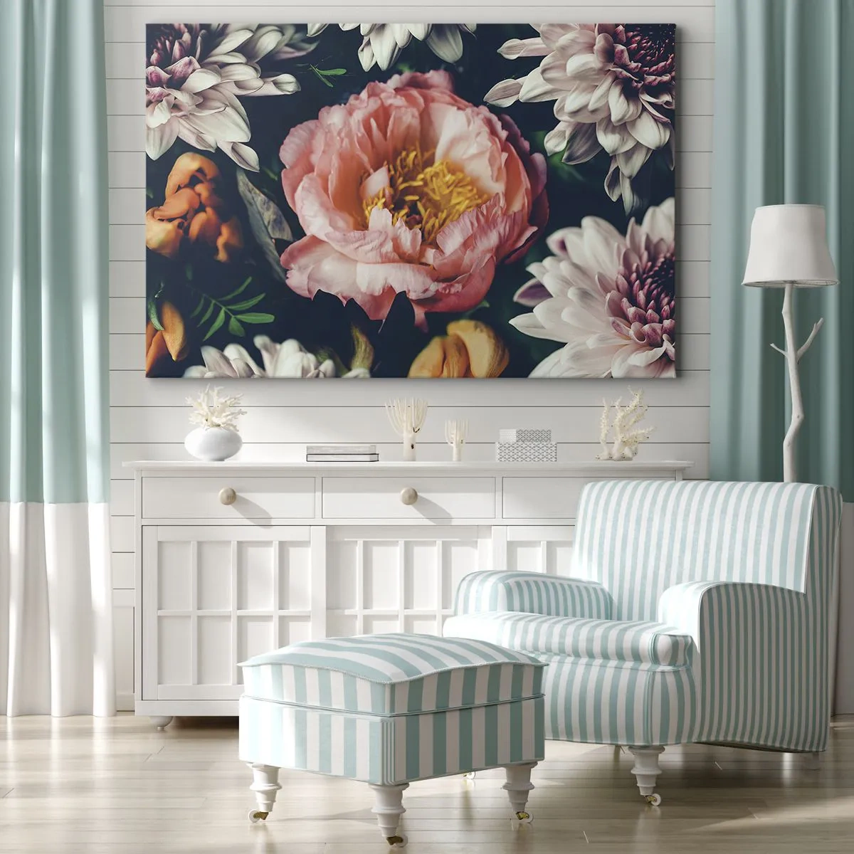 Bild auf Leinwand - Leinwandbild - Blumenarrangement mit Pfingstrosen und Chrysanthemen auf dunklem Hintergrund - 120x80cm - Mit barocker Pracht - Moderne Wanddekoration für Wohnzimmer und Schlafzimmer ARTTOR