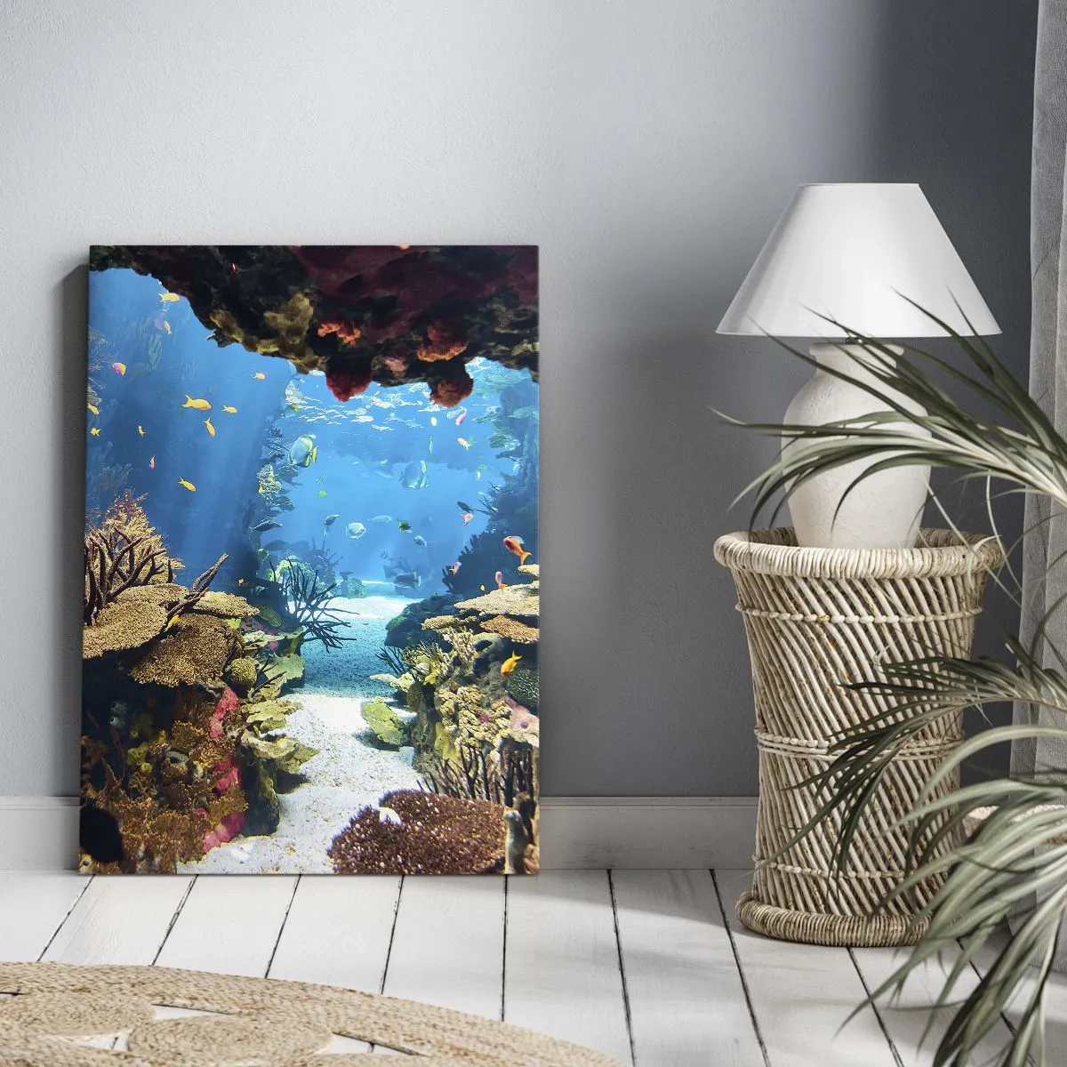Bild auf Leinwand - Leinwandbild - Unterwasserwelt mit Korallenriff und Fischen - 50x70cm - Du hast es noch nicht einmal geträumt - Moderne Wanddekoration für Wohnzimmer und Schlafzimmer ARTTOR