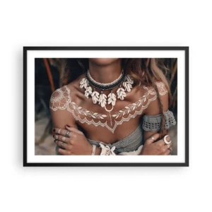 Poster in einem schwarzem Rahmen - Boho-Style mit Muschelschmuck und Lochmuster - 70x50cm - Talismane, Rituale der Weiblichkeit - Moderne Wanddekoration für Wohnzimmer und Schlafzimmer ARTTOR