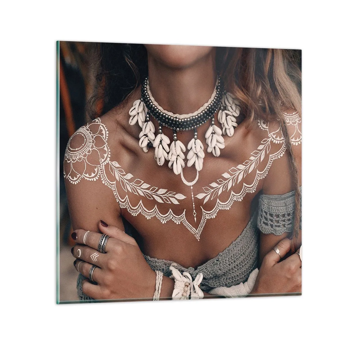 Glasbild - Bild auf glas - Talismane, Rituale der Weiblichkeit - 60x60 cm