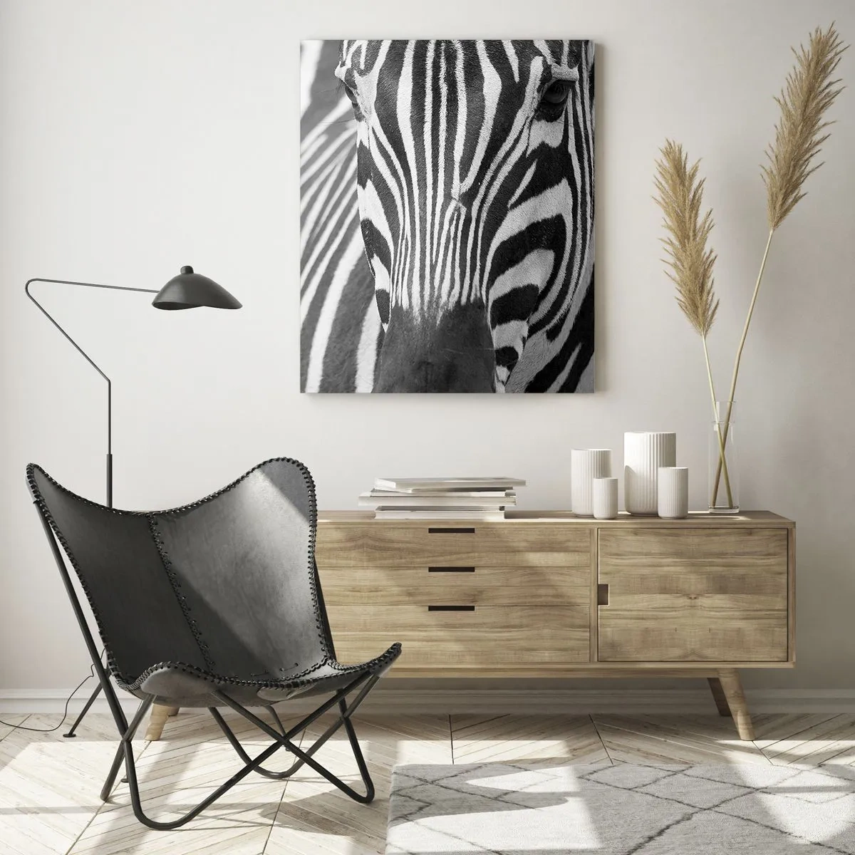Glasbild - Bild auf glas - Eine Schwarz-Weiß-Nahaufnahme eines Zebras mit seinen charakteristischen Streifen. - 70x100cm - Die Welt ist schwarz und weiß - Moderne Wanddekoration für Wohnzimmer und Schlafzimmer ARTTOR