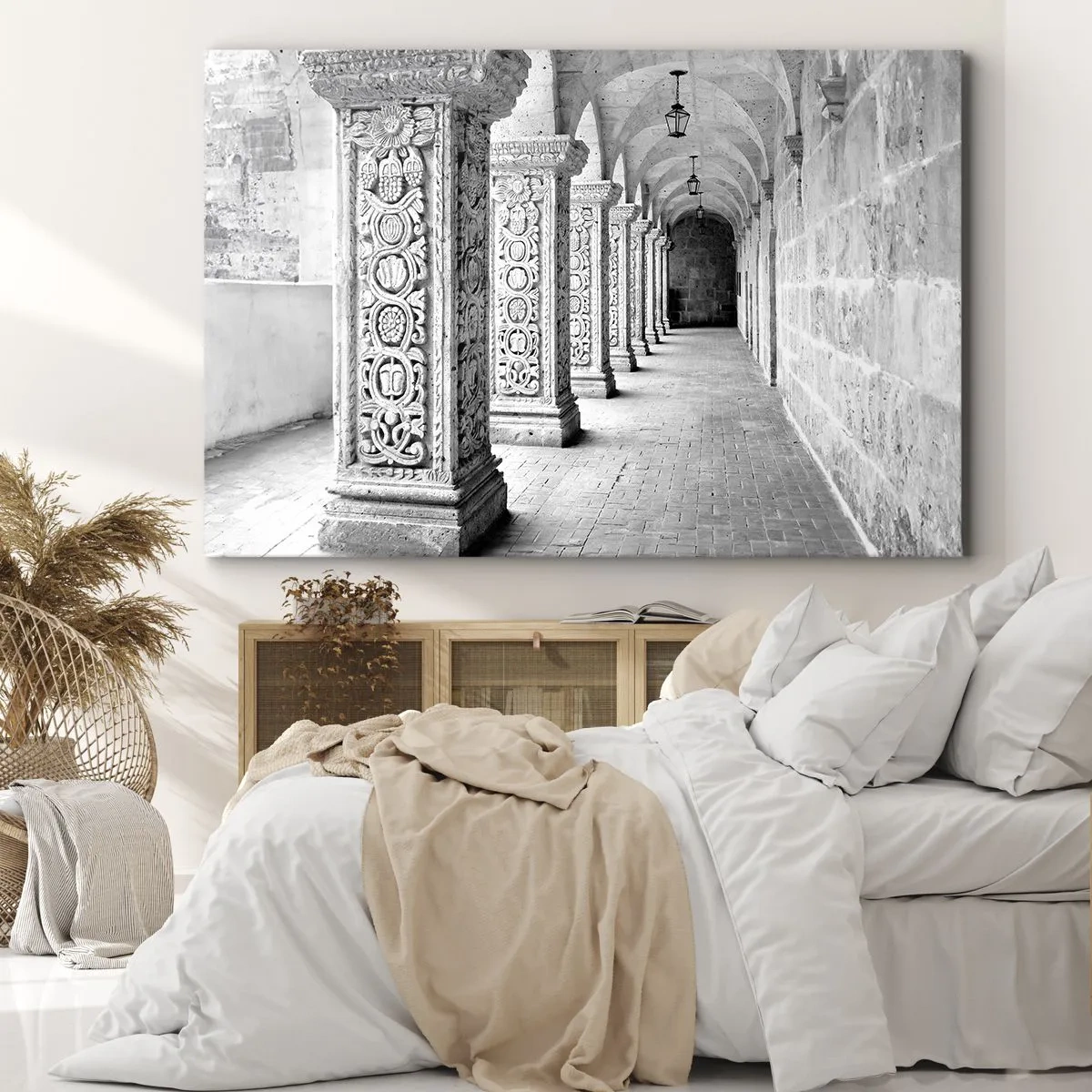 Bild auf Leinwand - Leinwandbild - Historische Säulen in einer monochromen Aufnahme - 70x50cm - Und wo geht’s hin...? - Moderne Wanddekoration für Wohnzimmer und Schlafzimmer ARTTOR