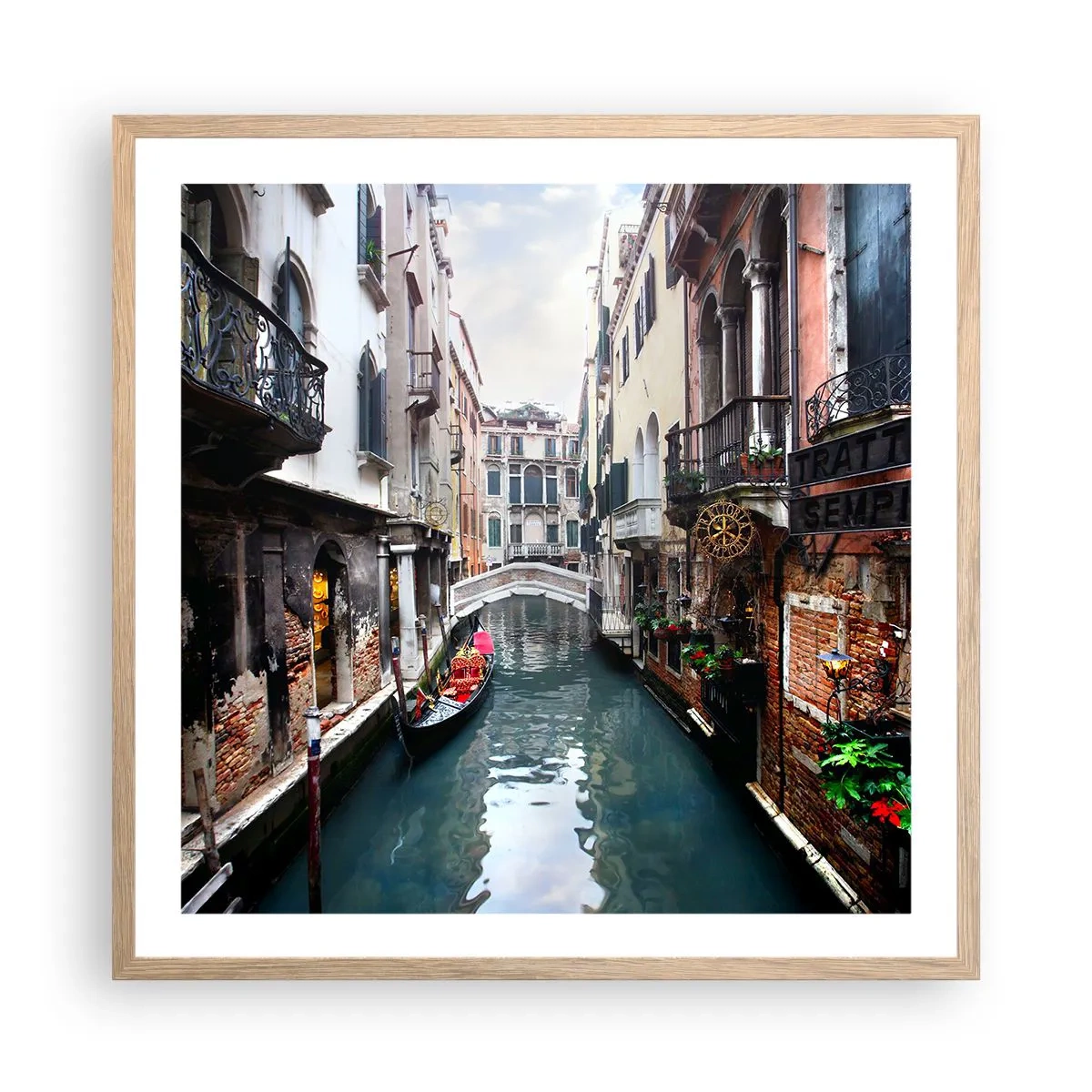 Poster in einem Rahmen aus heller Eiche - Venezianische Landschaft mit Gondel und Brücke - 60x60 cm