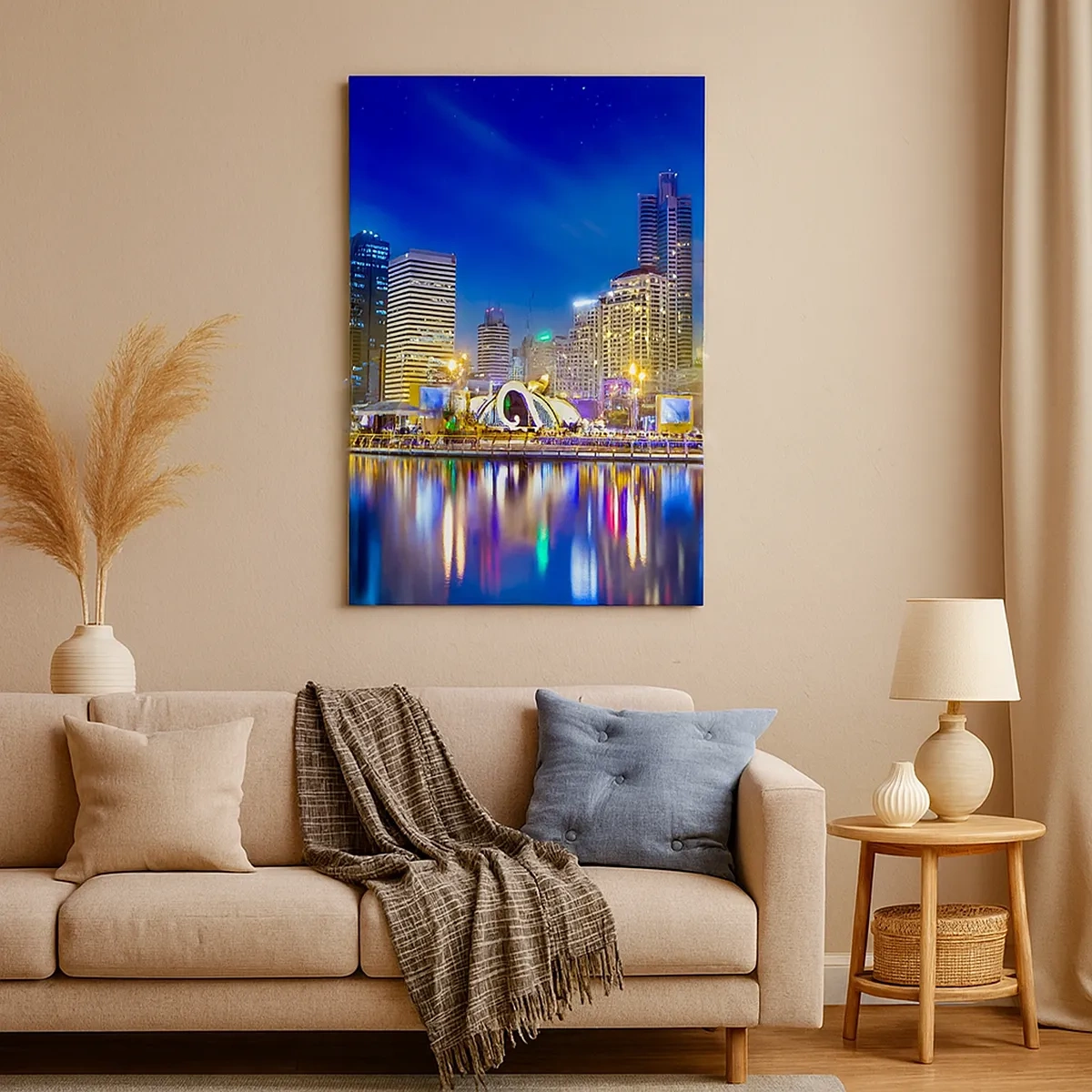 Bild auf Leinwand - Leinwandbild - Nachtpanorama der Stadt mit auf dem Wasser reflektierten Lichtern - 50x70cm - Metropolis bei Regenbogennacht - Moderne Wanddekoration für Wohnzimmer und Schlafzimmer ARTTOR
