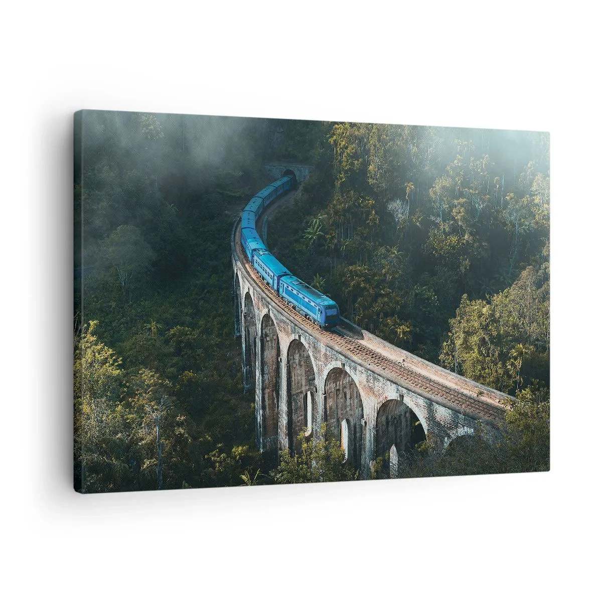 Bild auf Leinwand - Leinwandbild - Ein blauer Zug auf einem historischen Viadukt inmitten der Wälder - 70x50cm - Neigung zur Natur - Moderne Wanddekoration für Wohnzimmer und Schlafzimmer ARTTOR