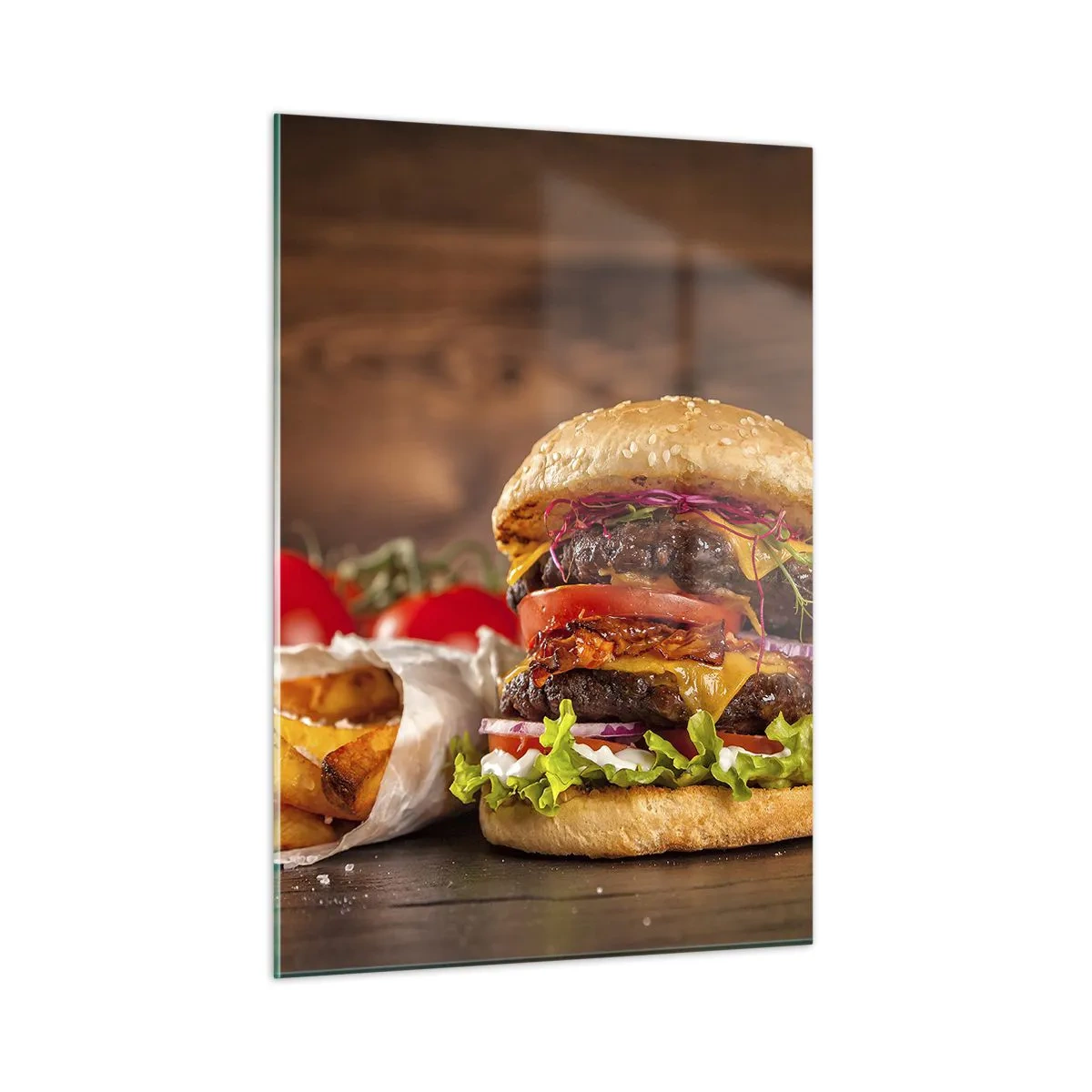 Glasbild - Bild auf glas - Saftiger Burger mit Toppings und Pommes auf Holzhintergrund - 50x70cm - Die verbotene Frucht - Moderne Wanddekoration für Wohnzimmer und Schlafzimmer ARTTOR