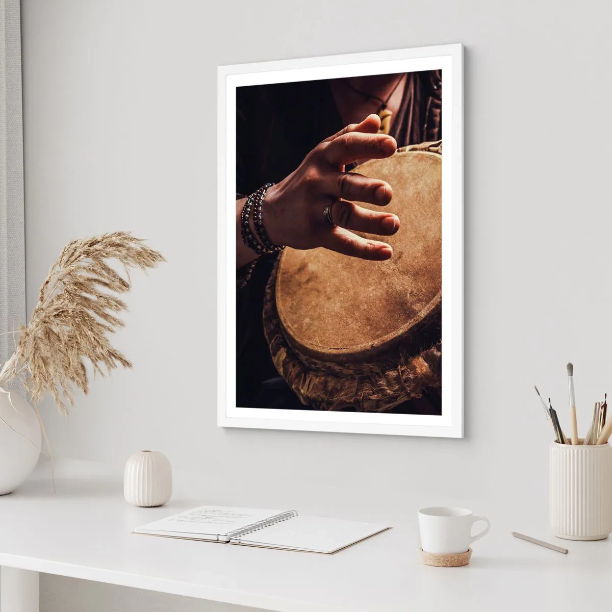 Poster in einem weißen Rahmen - Im Rhythmus des Herzens - 50x70 cm