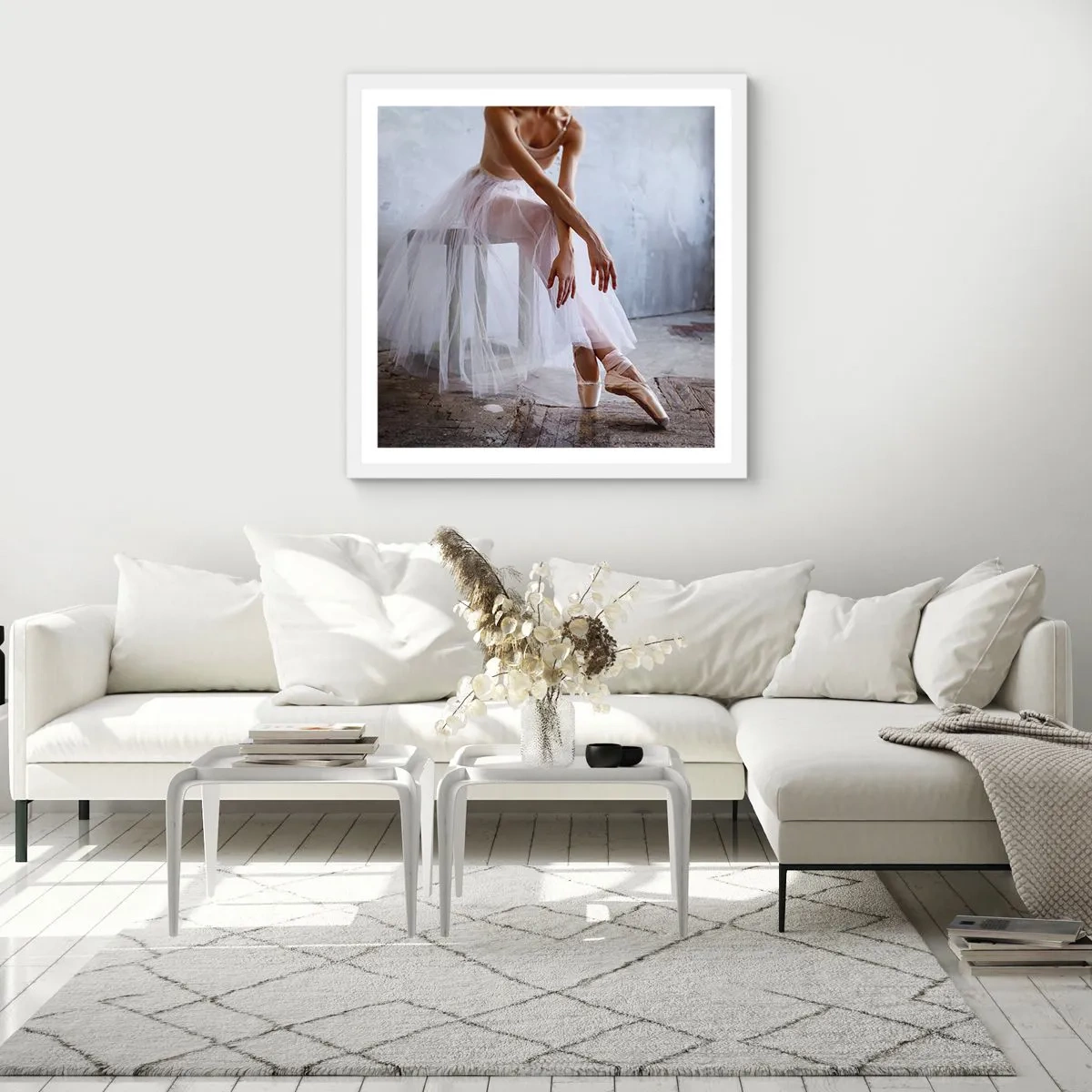 Poster in einem weißen Rahmen - Bevor die Rampe leuchtet - 60x60 cm