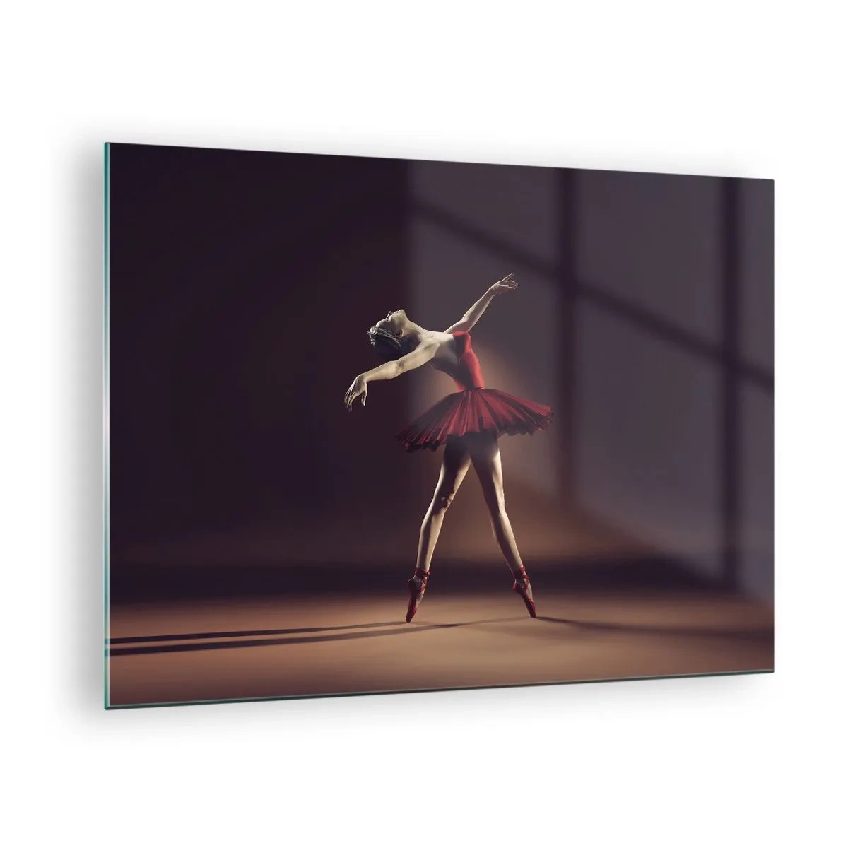 Glasbild - Bild auf glas - Eine Ballerina im roten Kleid in dynamischer Pose - 70x50cm - Eine Primaballerina - Moderne Wanddekoration für Wohnzimmer und Schlafzimmer ARTTOR