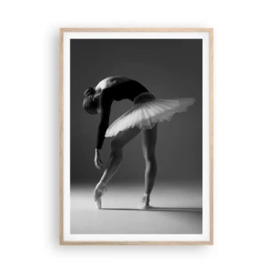 Poster in einem Rahmen aus heller Eiche - Bella Ballerina - 70x100 cm