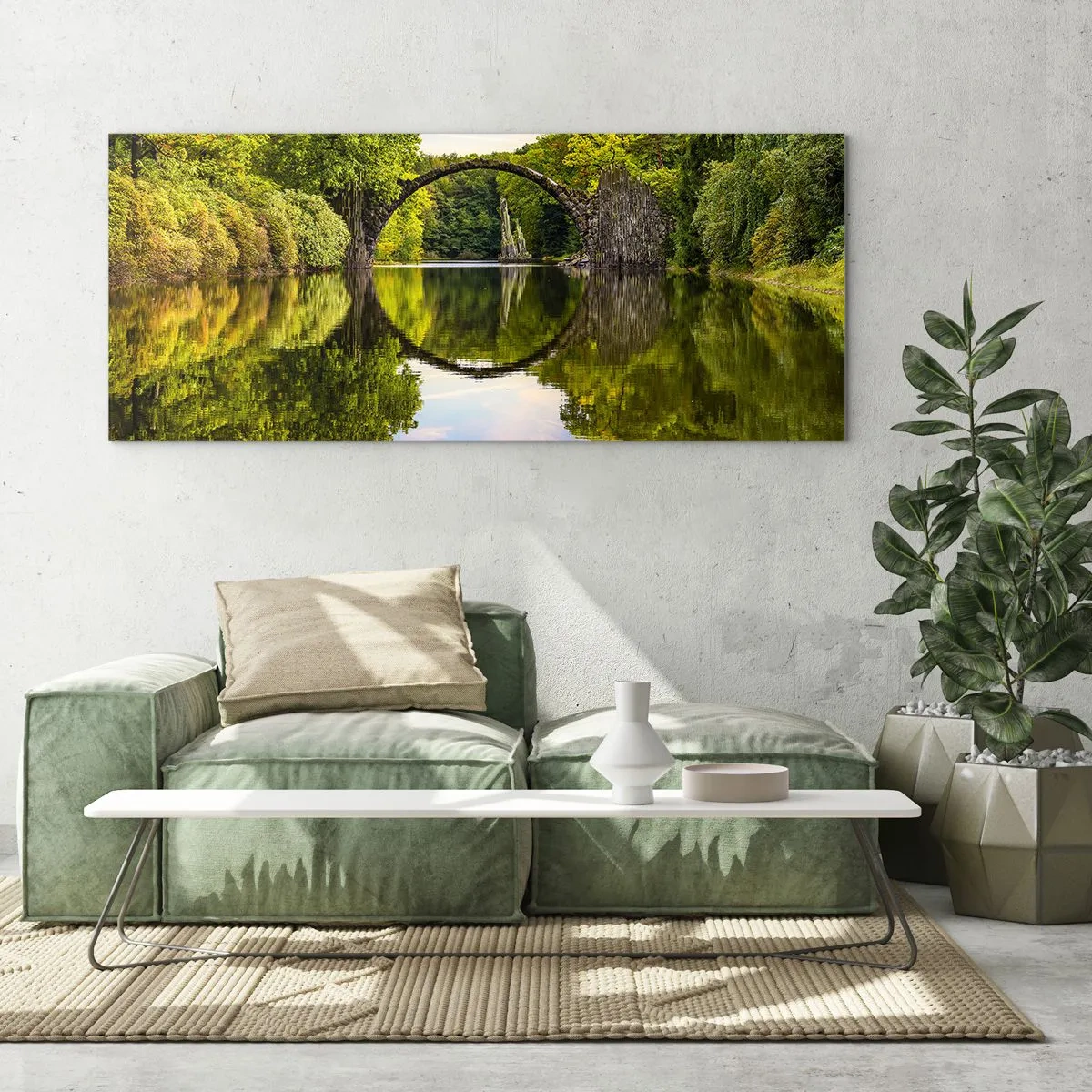 Glasbild - Bild auf glas - Eine Steinbrücke über einen Fluss mit einer perfekten Spiegelung im Wasser - 140x50cm - An der Kreuzung zweier Welten - Moderne Wanddekoration für Wohnzimmer und Schlafzimmer ARTTOR