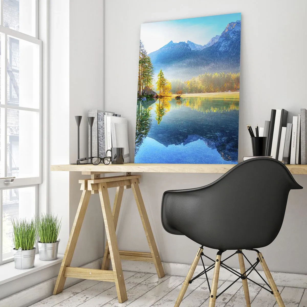 Glasbild - Bild auf glas - Ein See, umgeben von Bergen und Wäldern in den Strahlen der Sonne - 70x100cm - Majestät und Süße - Moderne Wanddekoration für Wohnzimmer und Schlafzimmer ARTTOR