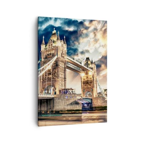Bild auf Leinwand - Leinwandbild - Tower Bridge in der Abenddämmerung vor einem dynamischen Himmel - 50x70cm - Denkmal des viktorianischen Imperiums - Moderne Wanddekoration für Wohnzimmer und Schlafzimmer ARTTOR