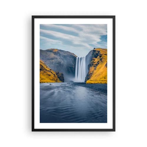 Poster in einem schwarzem Rahmen - Ein Wasserfall, der von Bergen herabfließt, die von goldenen Hängen umgeben sind - 50x70cm - Ewige Dauer, ewige Bewegung - Moderne Wanddekoration für Wohnzimmer und Schlafzimmer ARTTOR