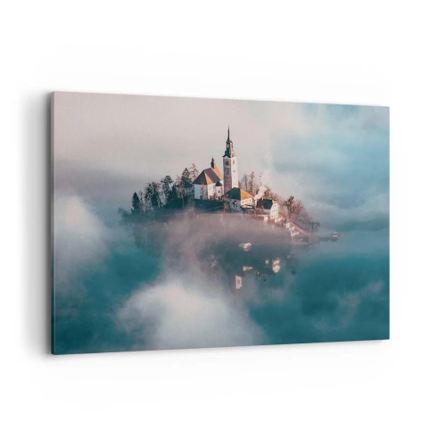 Bild auf Leinwand - Leinwandbild - Eine malerische Insel mit einer im Nebel verborgenen Kirche - 100x70cm - Trauminsel - Moderne Wanddekoration für Wohnzimmer und Schlafzimmer ARTTOR