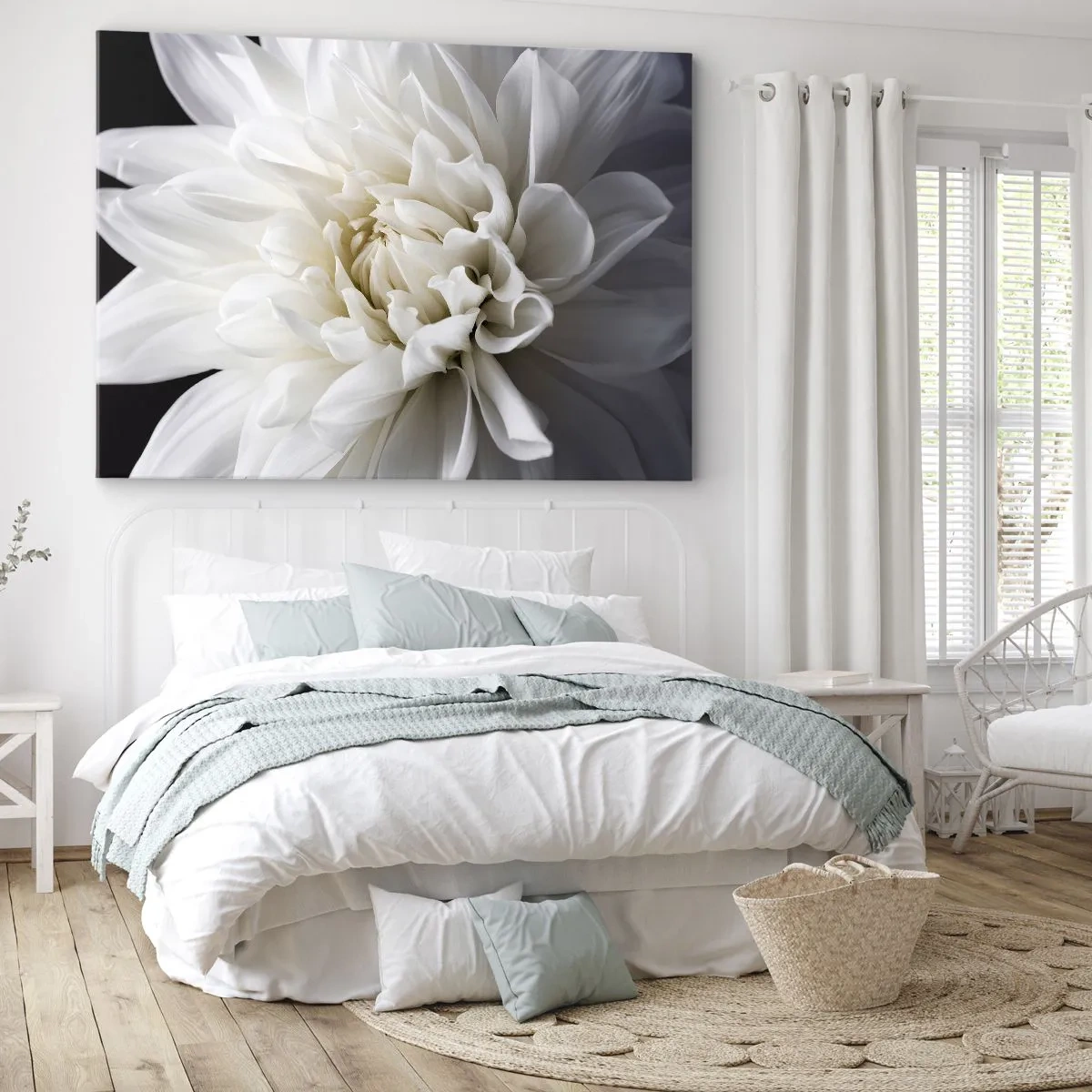 Bild auf Leinwand - Leinwandbild - Eine zarte weiße Blume auf schwarzem Hintergrund in einer eleganten Komposition - 120x80cm - Der Morgen der Braut - Moderne Wanddekoration für Wohnzimmer und Schlafzimmer ARTTOR