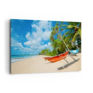 Bild auf Leinwand - Leinwandbild - Tropischer Strand mit Palmen und bunten Booten - 120x80cm - Der Charme der Tropen - Moderne Wanddekoration für Wohnzimmer und Schlafzimmer ARTTOR