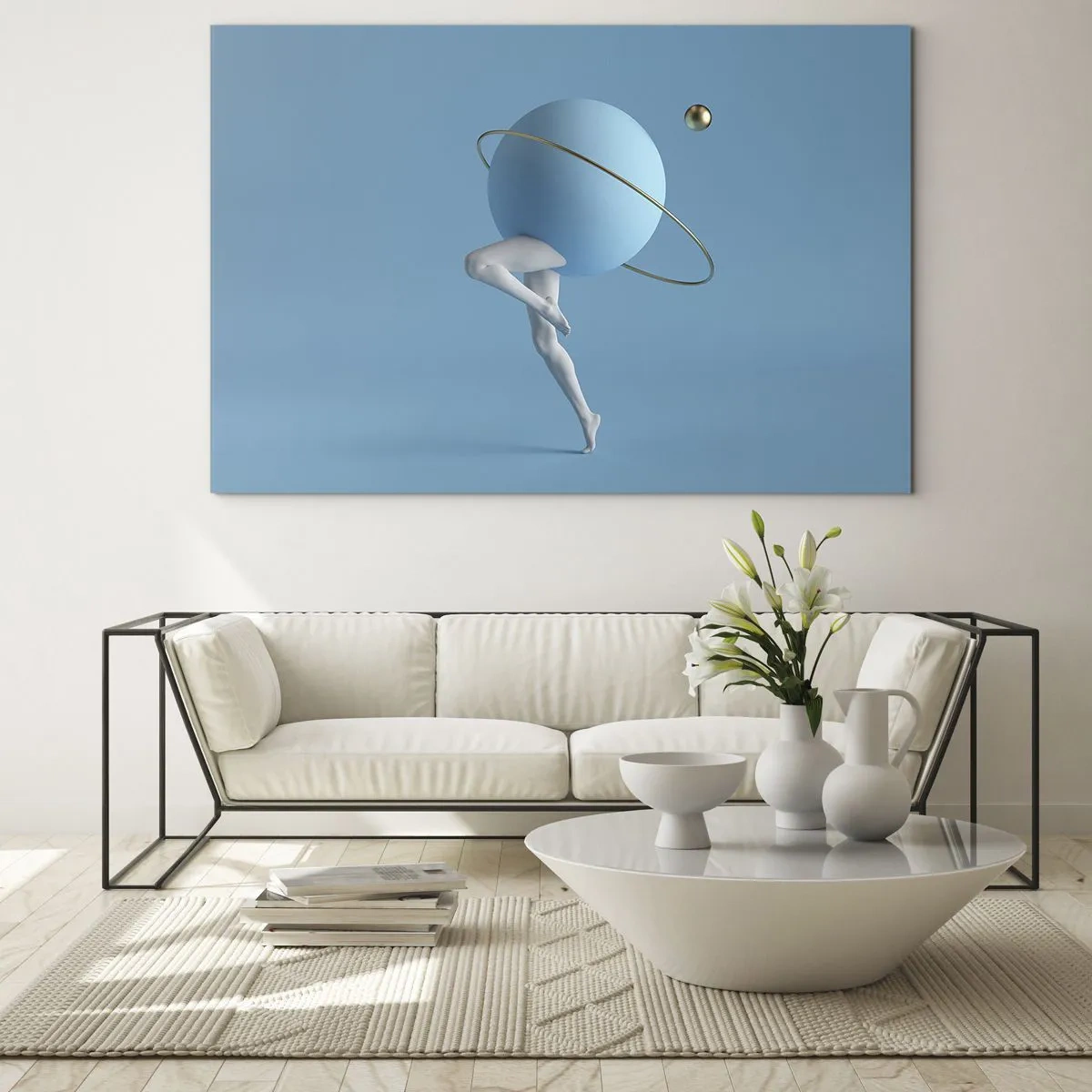 Glasbild - Bild auf glas - Eine minimalistische Komposition eines Planeten mit menschlichen Beinen auf Blau. - 70x50cm - Und die Planeten spielen verrückt - Moderne Wanddekoration für Wohnzimmer und Schlafzimmer ARTTOR