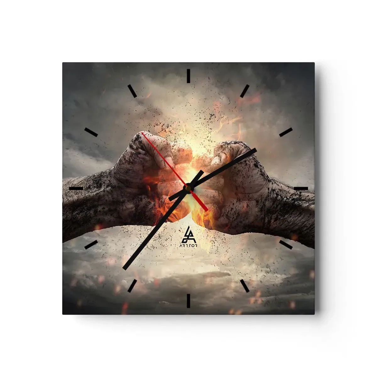 Wanduhr - Glasuhr - Geballte Fäuste in einer dynamischen Brandszene - 30x30cm - Steh auf für einen Kampf - Moderne Wanddekoration für Wohnzimmer und Schlafzimmer ARTTOR