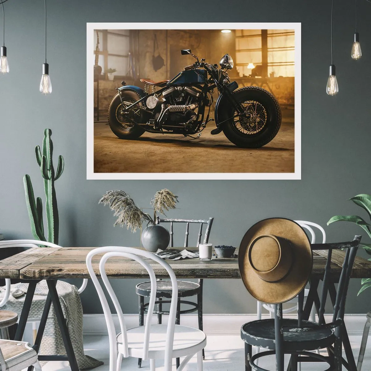 Poster - Ein stylisches Motorrad in einem industriellen Interieur mit warmer Beleuchtung - 100x70cm - Ich kann alles - Moderne Wanddekoration für Wohnzimmer und Schlafzimmer ARTTOR